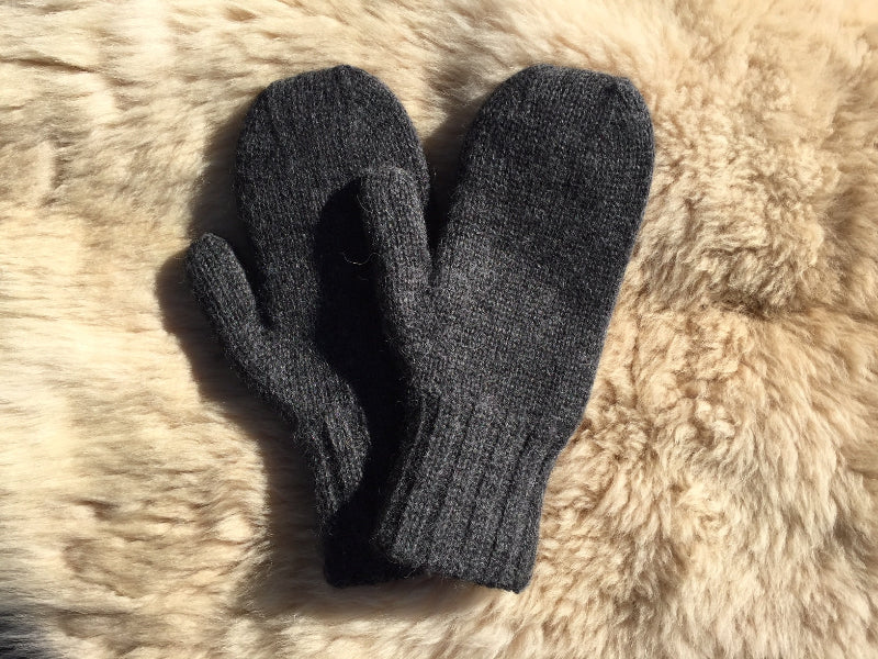Alpaca Mittens - Heavyweight Reversible