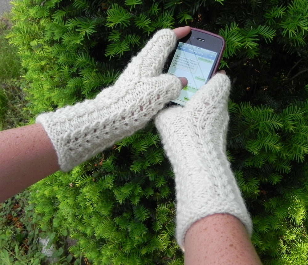 Alpaca Paca Pac - Social Butterfly Fingerless Mitts